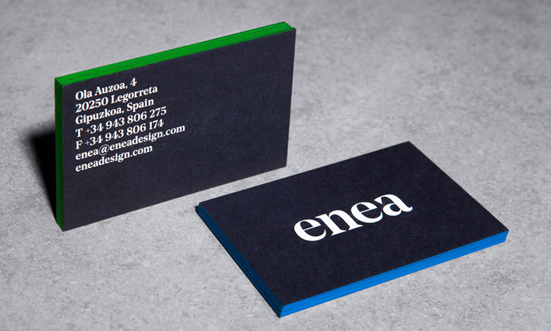 In card visit Quận 12 trên giấy mịn sẽ cho thành phẩm đẹp hơn