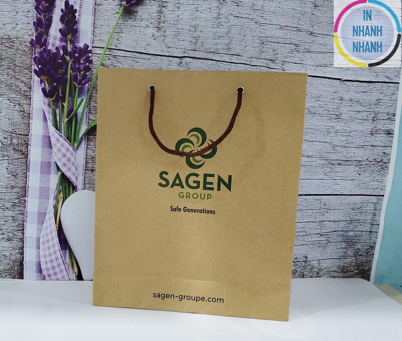Mẫu túi giấy Kraft thân thiện môi trường