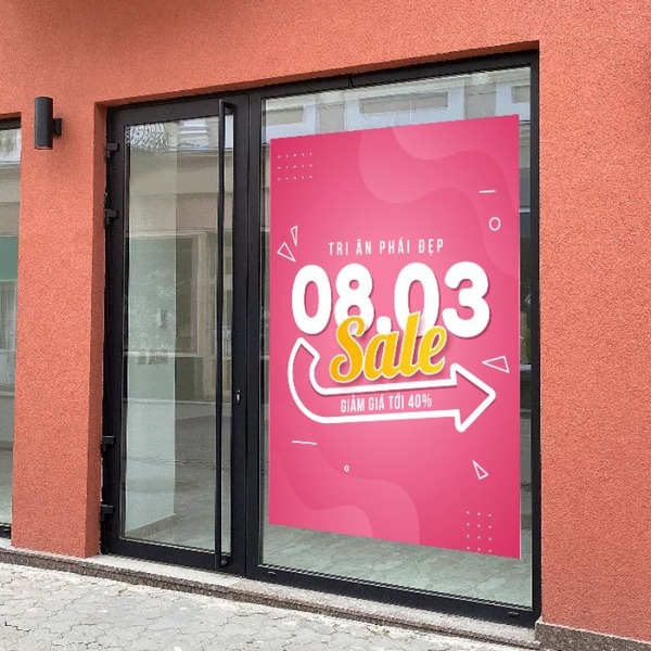 Poster lớn dán kính giúp quảng bá và truyền tải thông điệp dễ dàng tại các nhà hàng, quán ăn