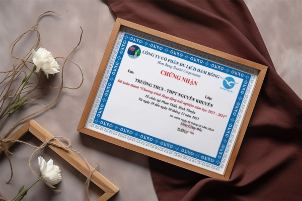 Mẫu giấy chứng nhận bằng khen dành cho nhà trường