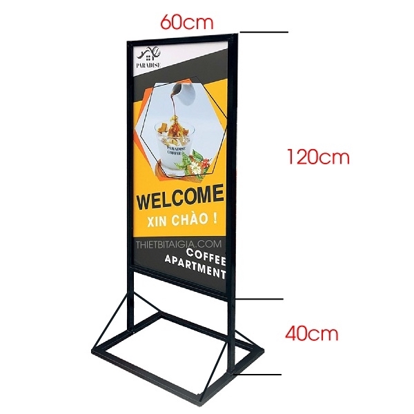 Mẫu standee kích thước chuẩn, dễ dàng trưng bày