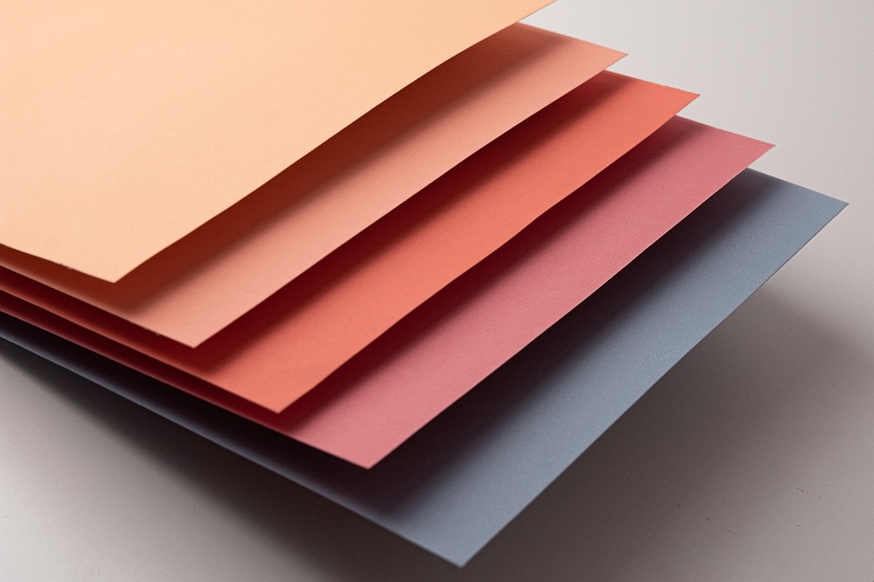 Những yếu tố quan trọng trong việc lựa chọn giấy in làm thiệp cưới