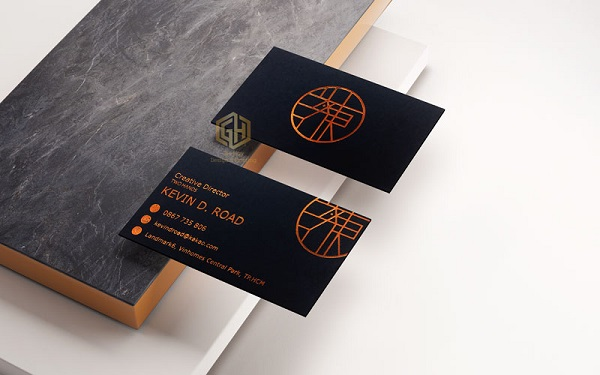 In name card giấy mỹ thuật với màu sắc bắt mắt (Ảnh: Internet)