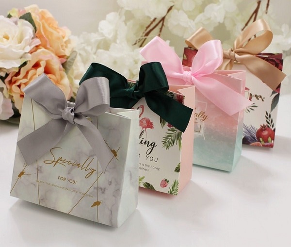 Mẫu túi giấy đựng quà ý nghĩa