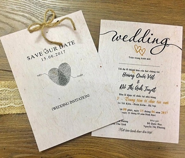 Nên lựa chọn màu sắc, phong cách thiết kế và chất liệu giấy in thiệp cưới phù hợp