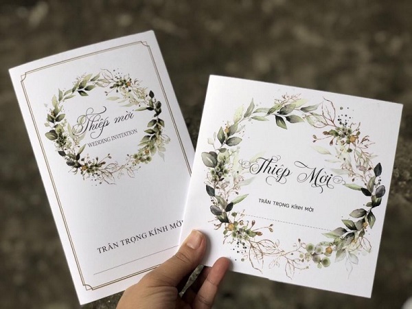 Thiệp mời cưới đơn giản nhưng không kém phần sang trọng