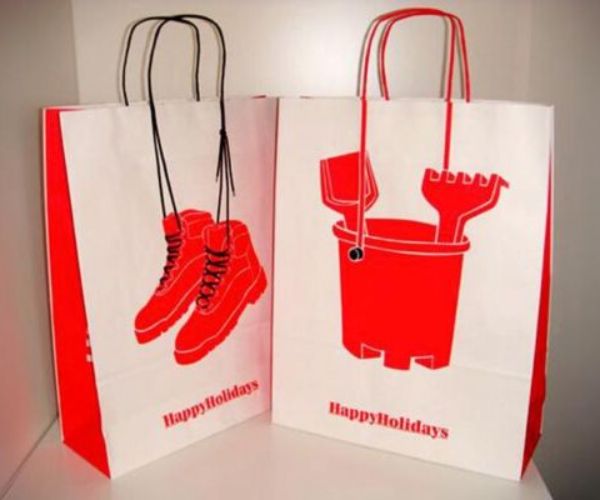 Mẫu túi giấy đựng giày thiết kế độc đáo thu hút mọi ánh nhìn