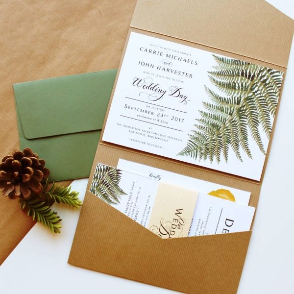 Kích thước thiệp mời bao nhiêu là phù hợp?